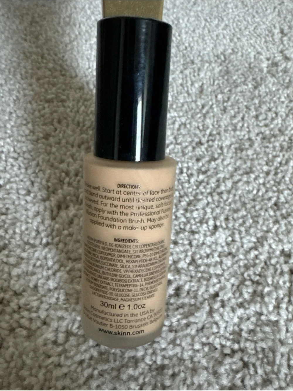 SKINN Cosmetics Plasma Fusion Nourishing Serum Foundation BEIGE 1 oz.